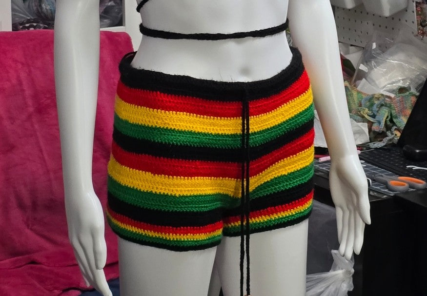 Rasta Crochet shorts